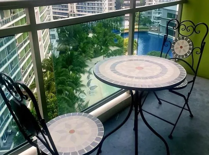 Ebony's Place At Shore Residences Aparthotel
